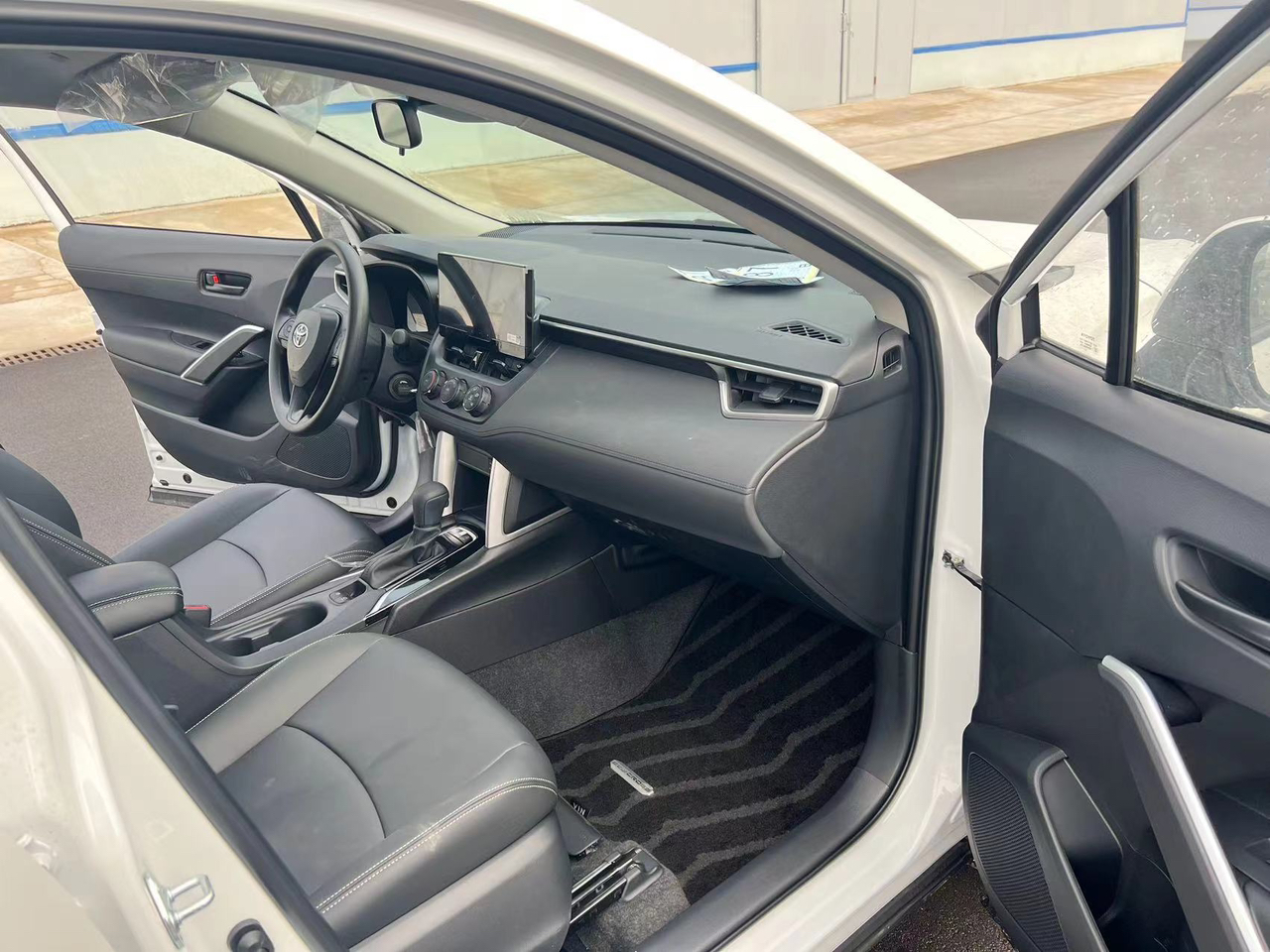 Toyota Corolla Cross 2023