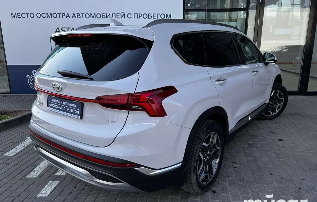Hyundai Santa Fe 2022