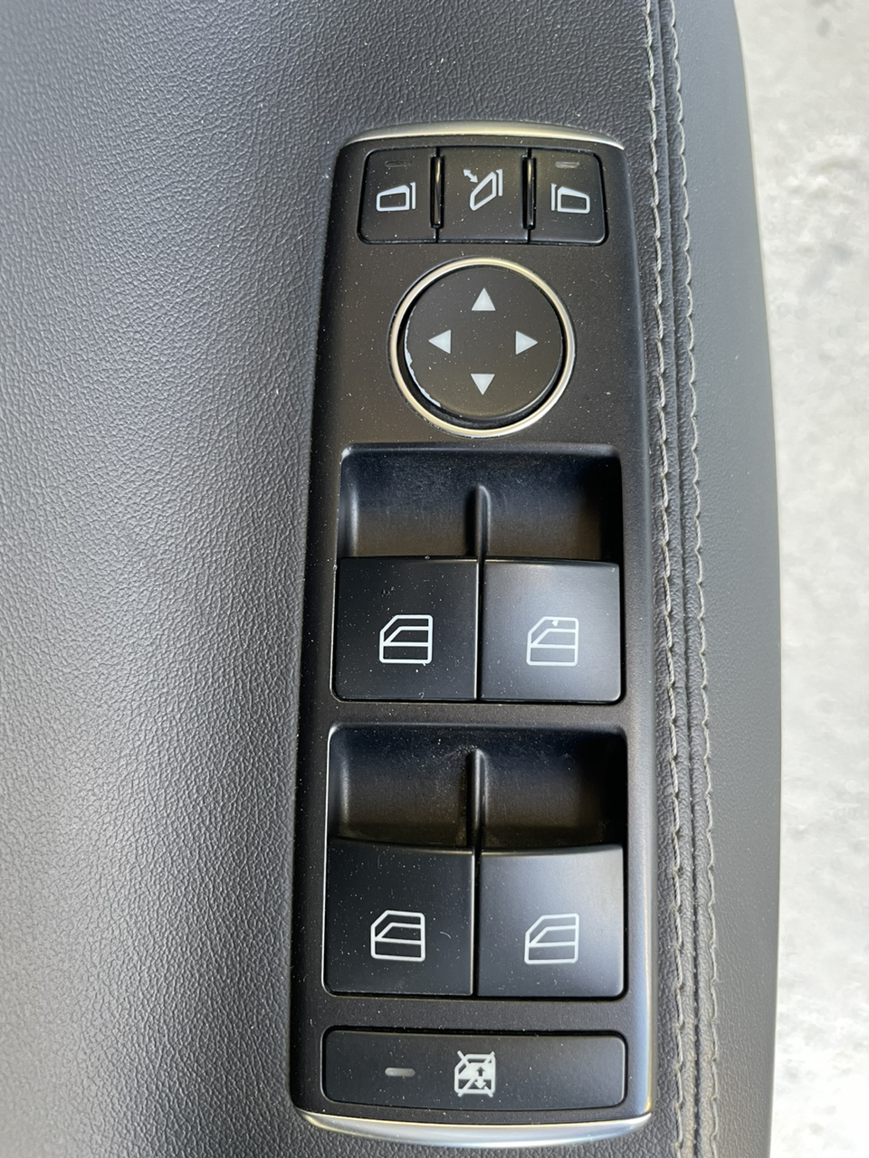 Tesla Model S 2016