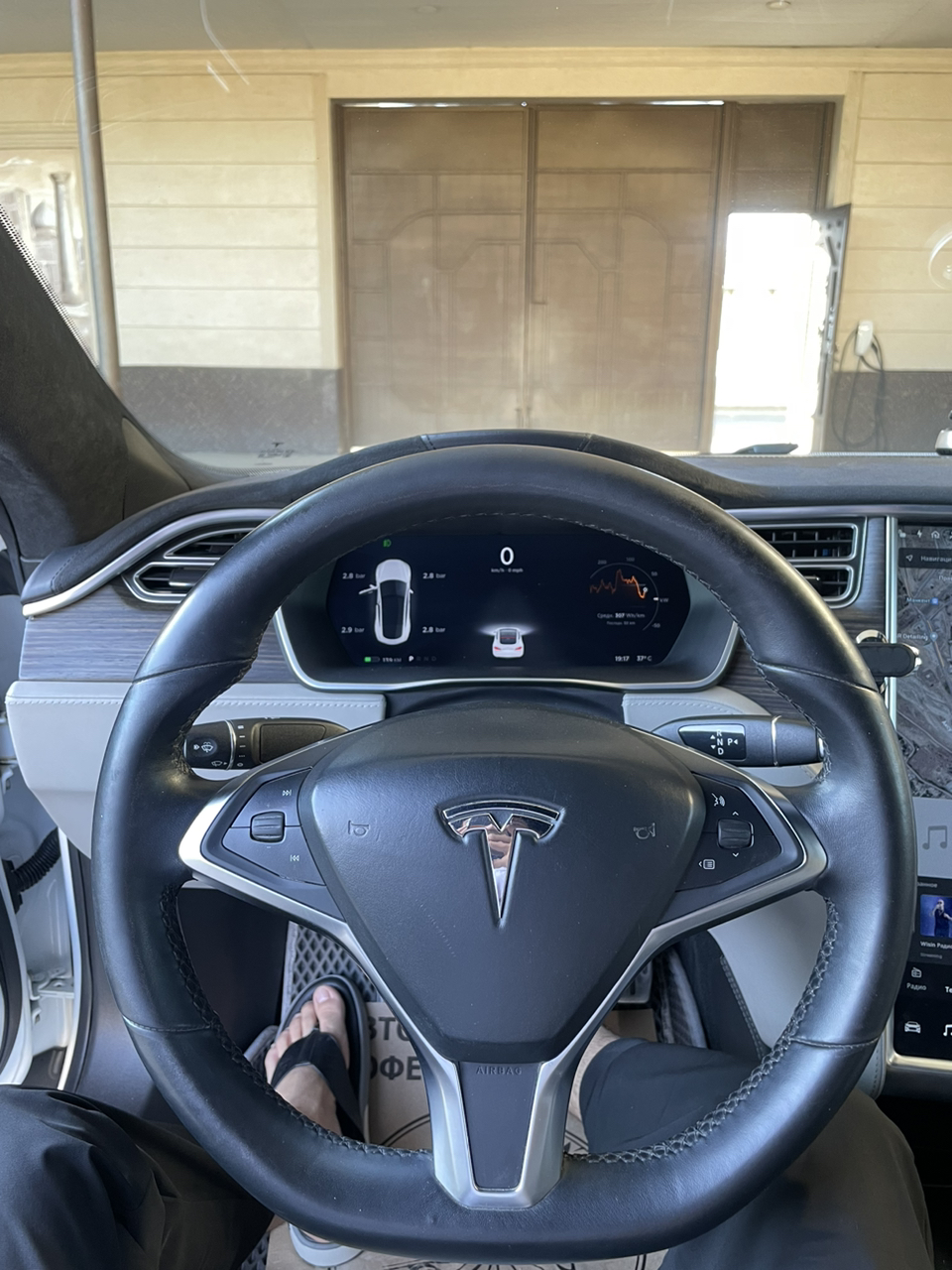 Tesla Model S 2016