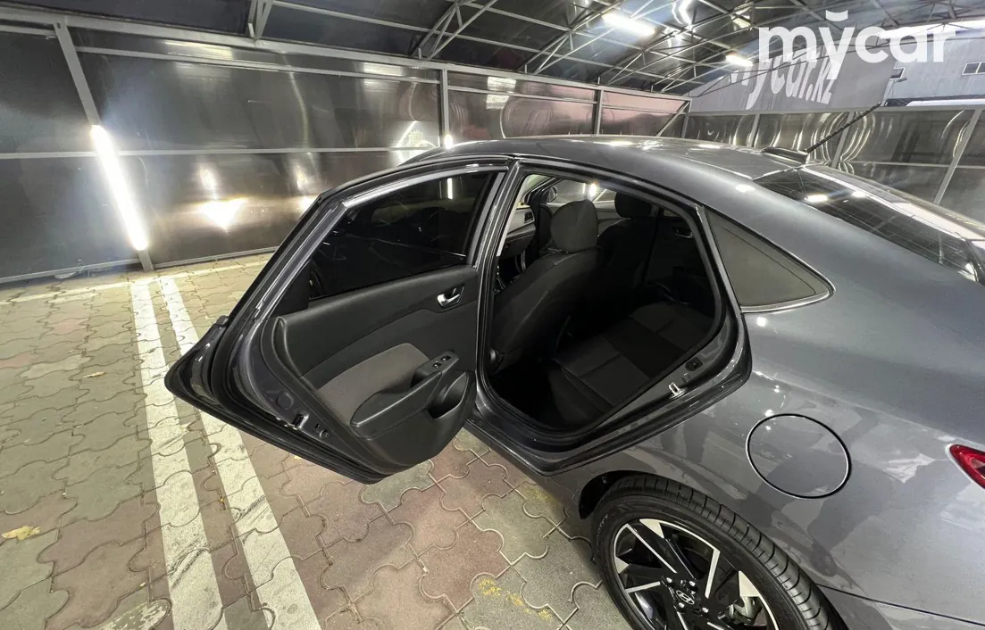 Hyundai Accent 2021