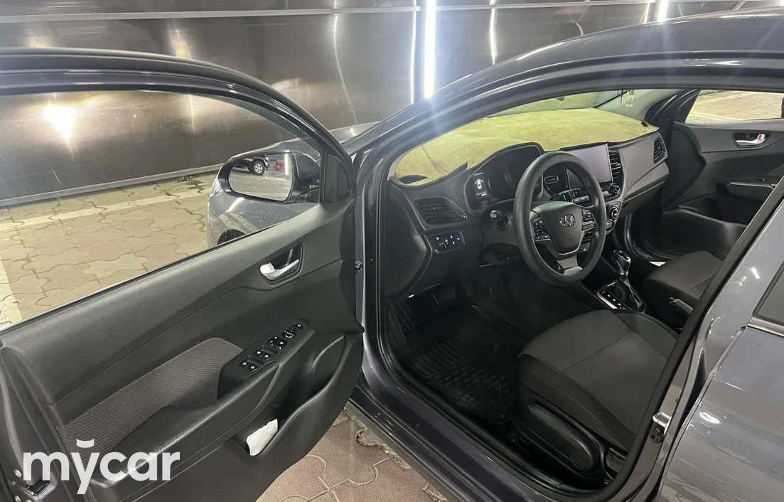 Hyundai Accent 2021