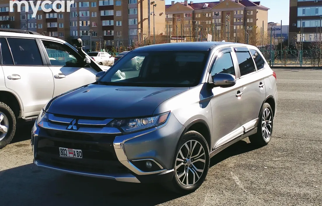 Mitsubishi Outlander 2016