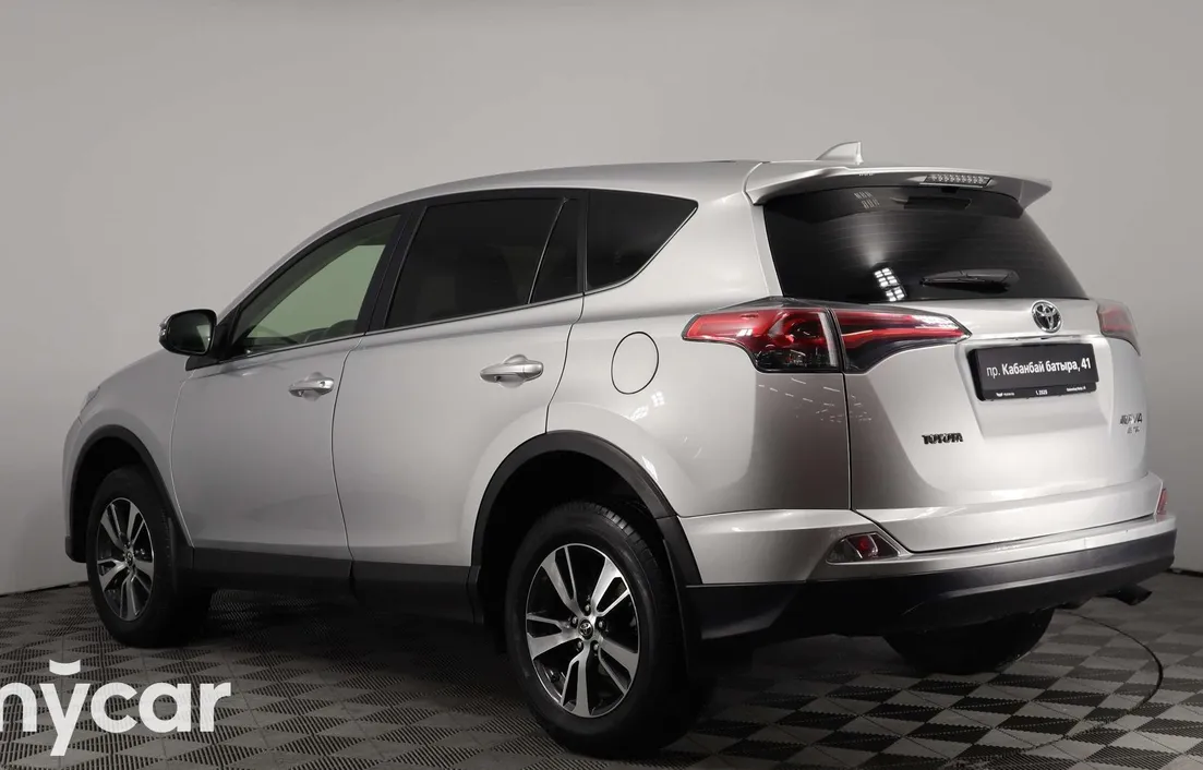 Toyota RAV4 2016