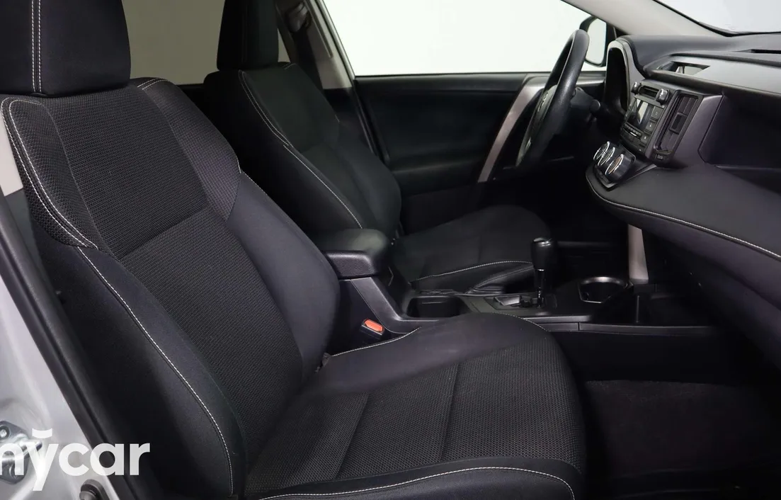 Toyota RAV4 2016