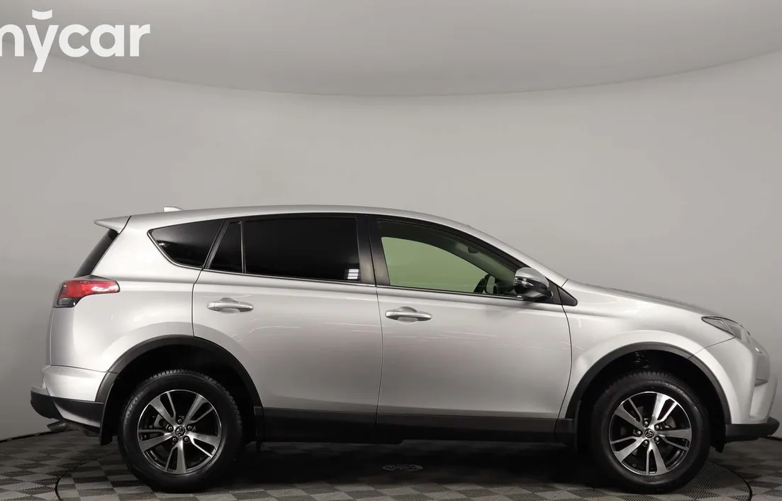 Toyota RAV4 2016
