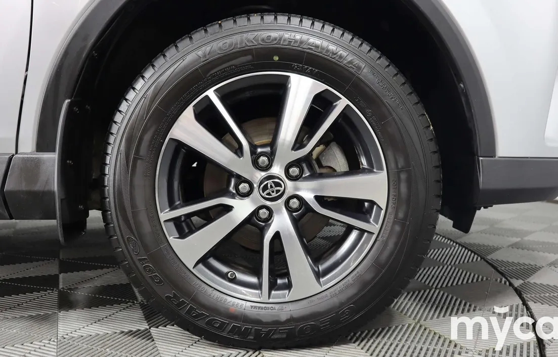 Toyota RAV4 2016