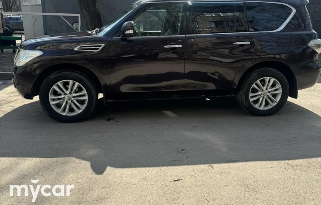 Nissan Patrol 2010