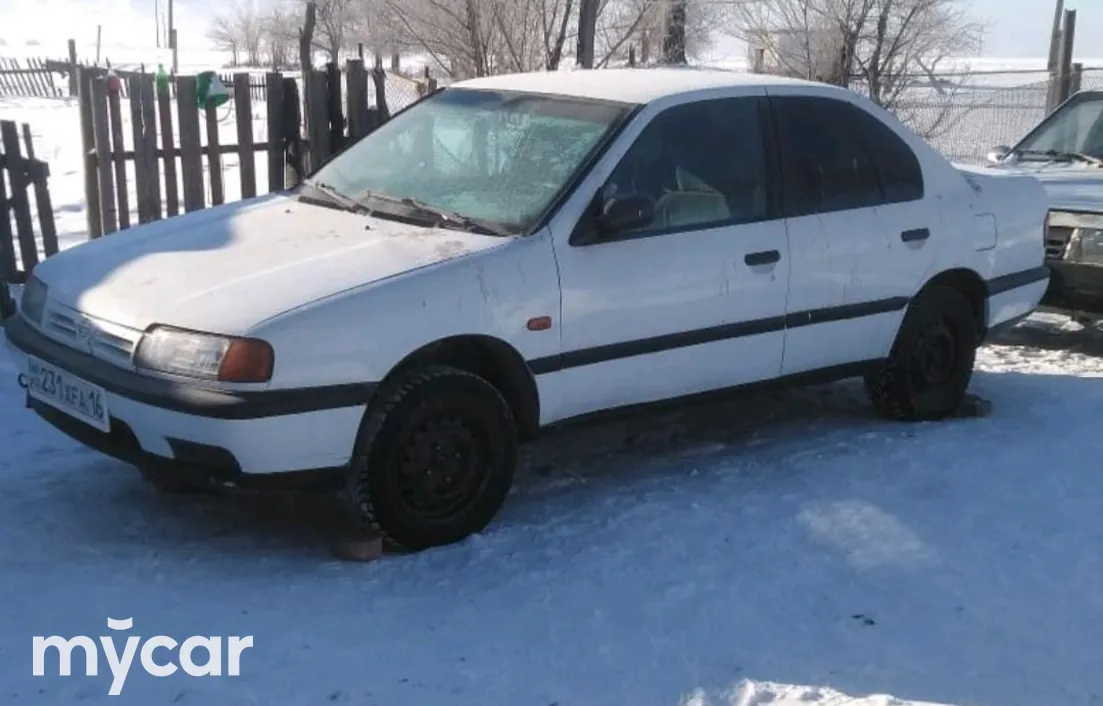 Nissan Primera 1993