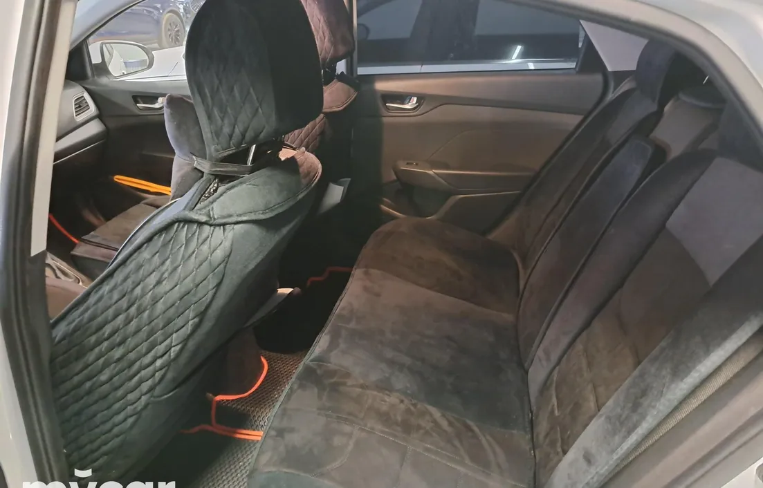 Hyundai Accent 2023