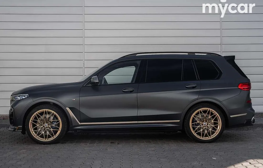 BMW X7 2021