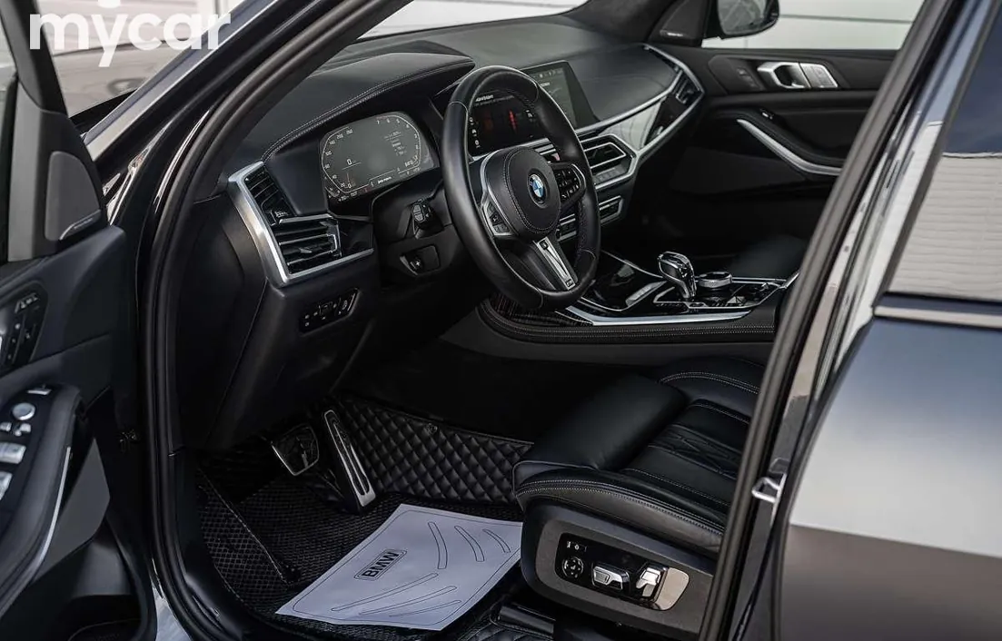BMW X7 2021