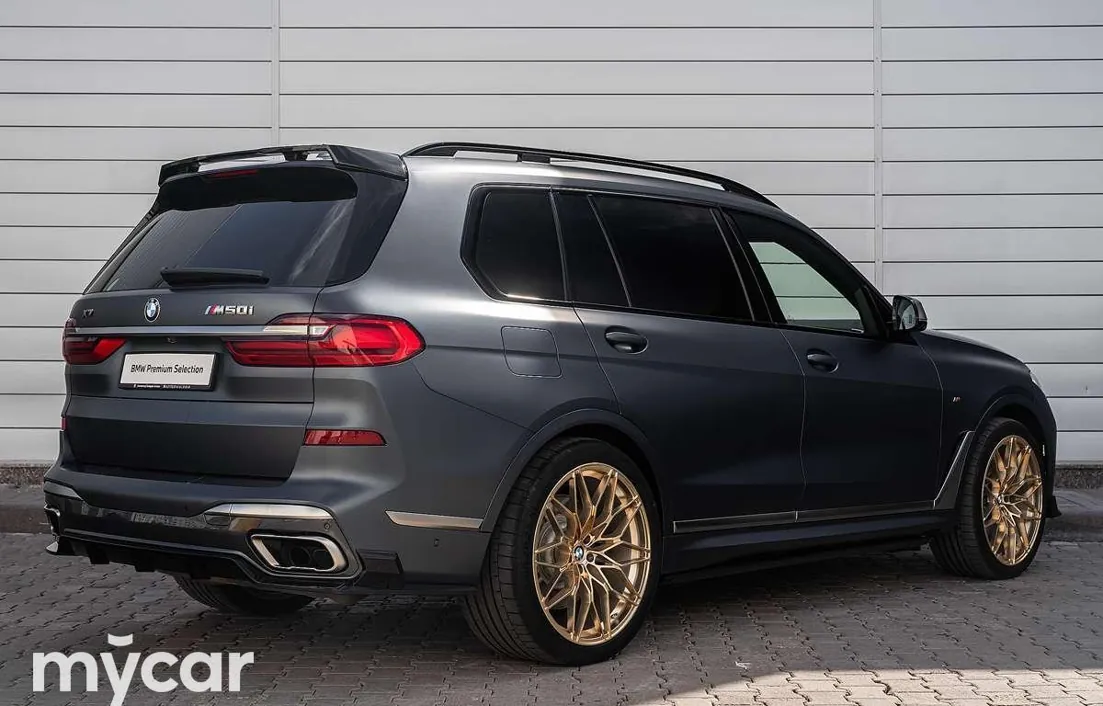 BMW X7 2021