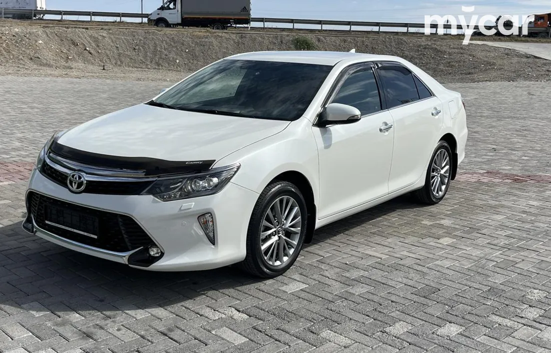 Toyota Camry 2017