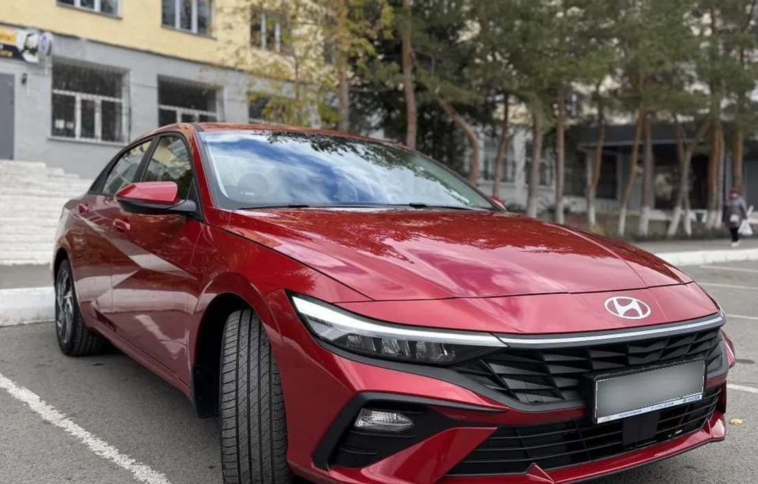 Hyundai Elantra 2025