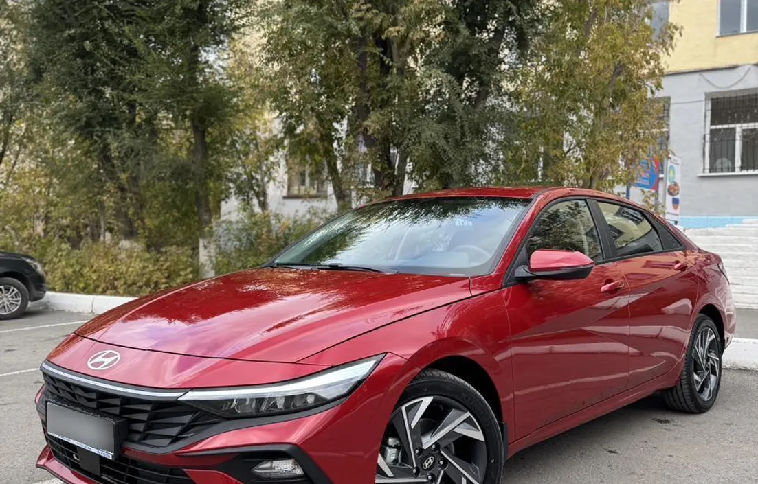Hyundai Elantra 2025