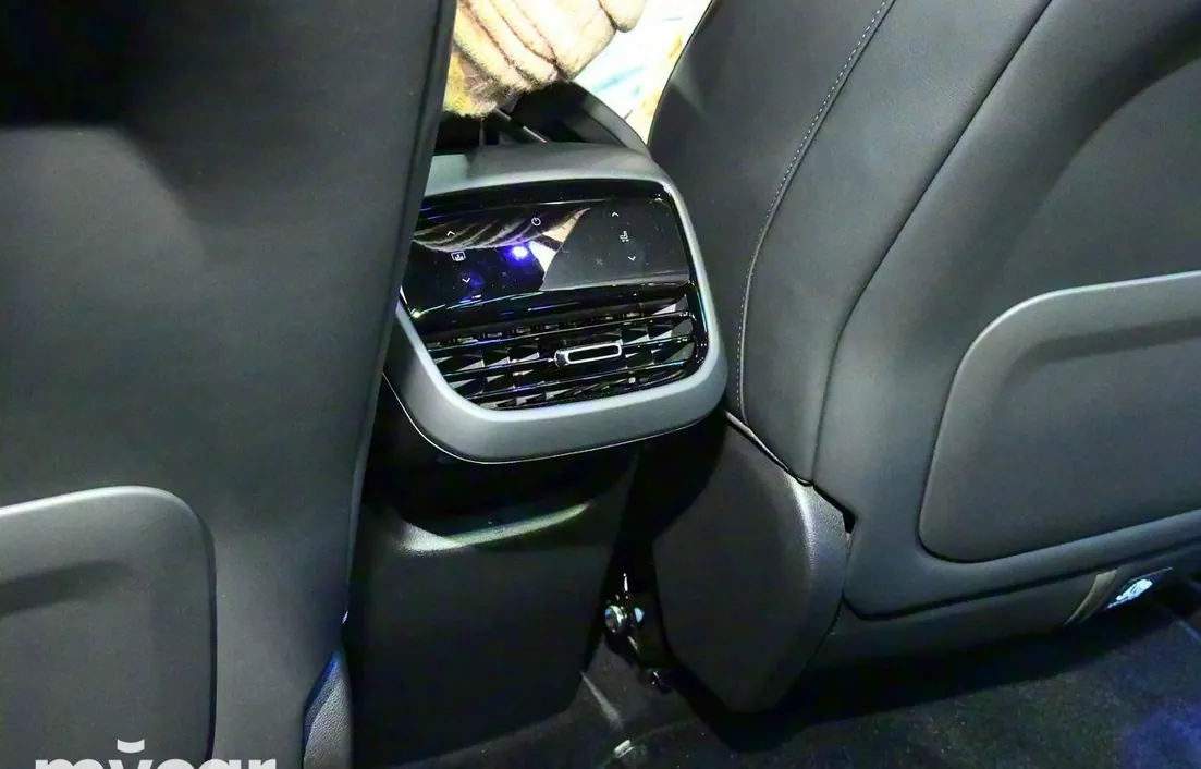 Changan Deepal S07 2025