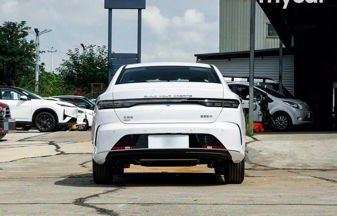 BYD Destroyer 05 2025