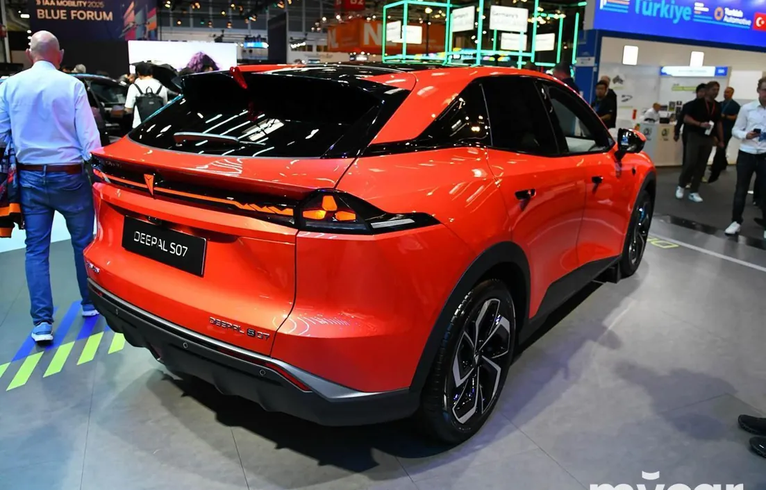 Changan Deepal S07 2025