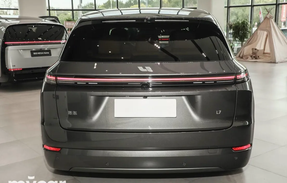 LiXiang L7 2025