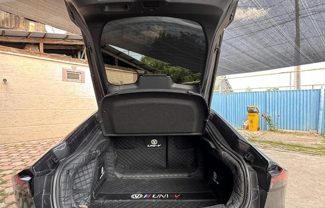 Changan UNI-V 2023