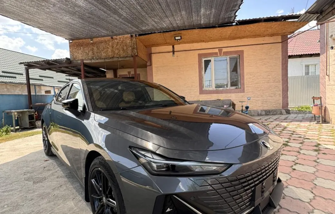 Changan UNI-V 2023