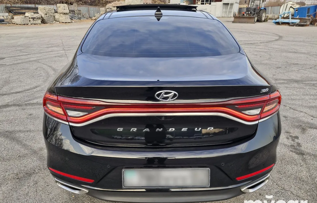 Hyundai Grandeur 2017