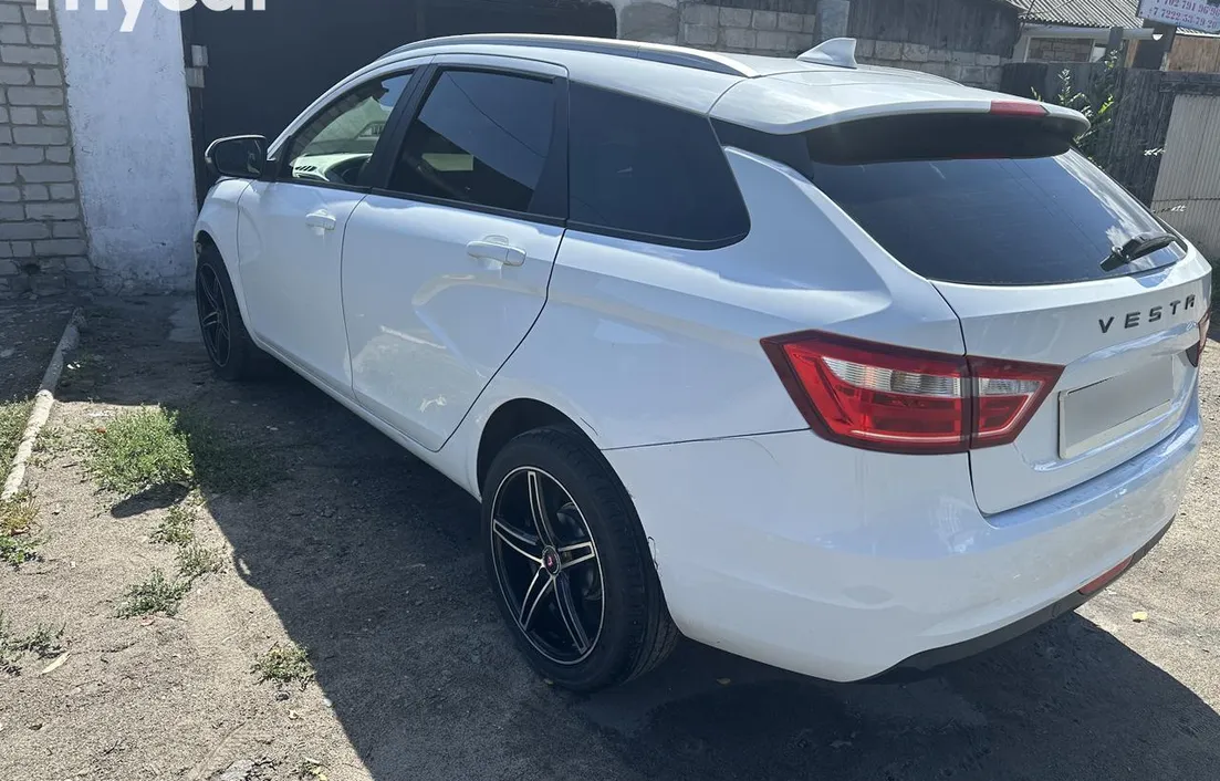 LADA Vesta SW 2018