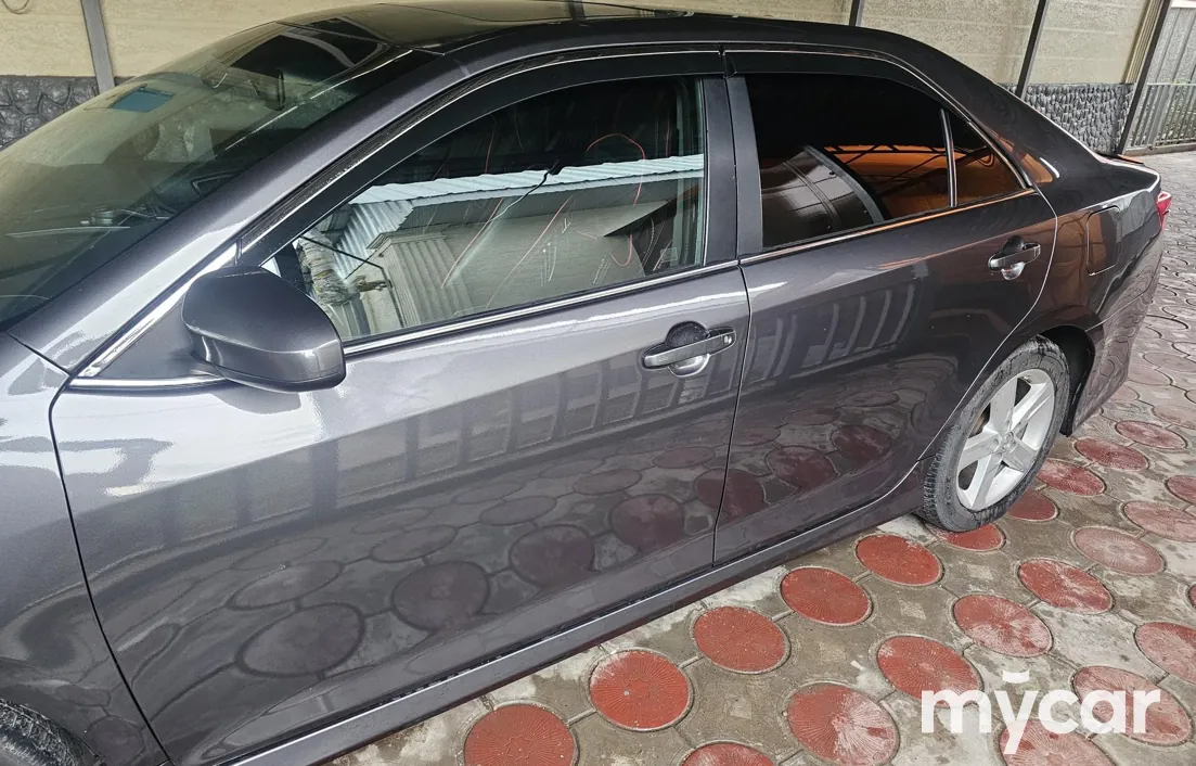 Toyota Camry 2013
