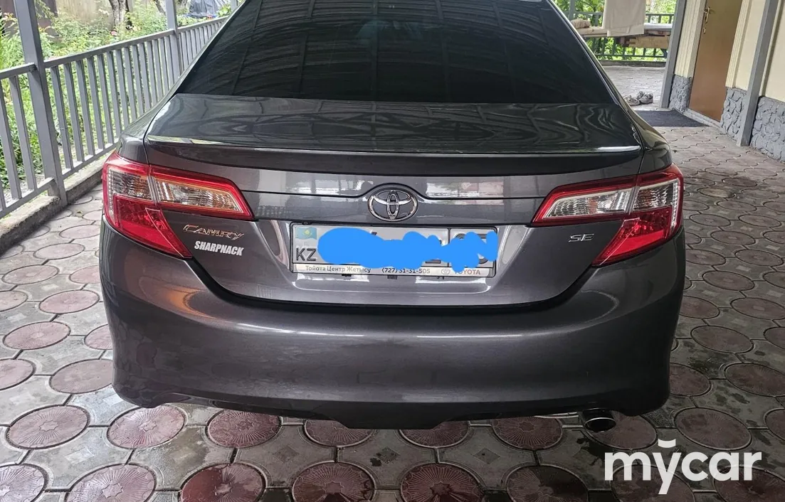 Toyota Camry 2013