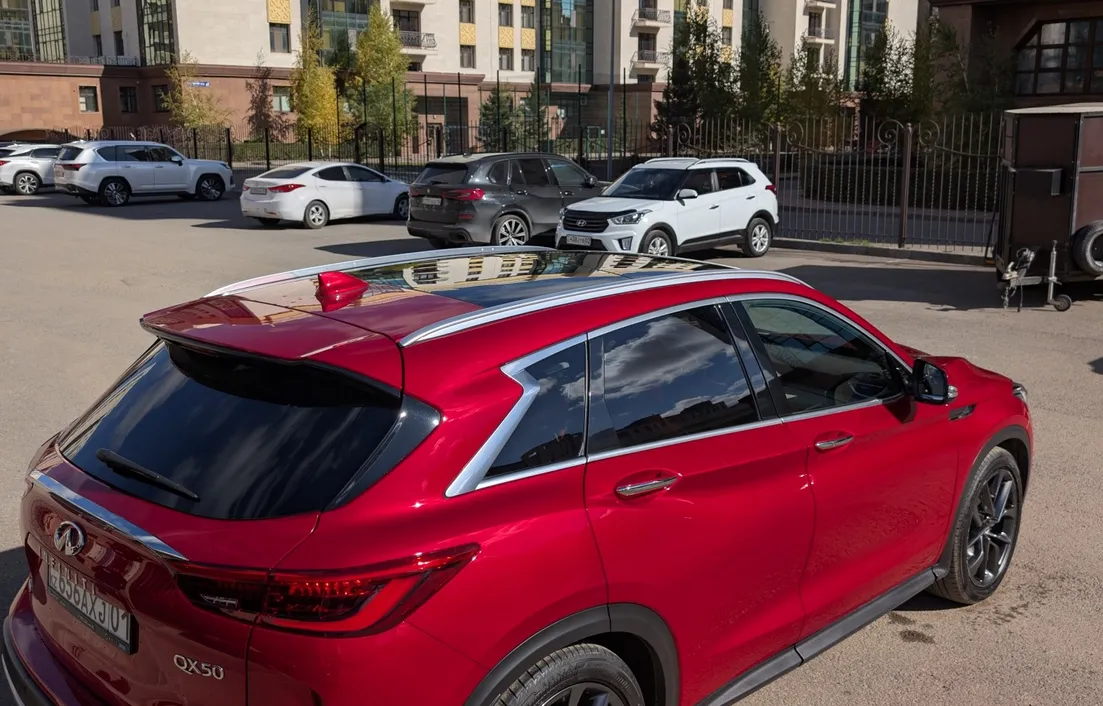 Infiniti QX50 2021