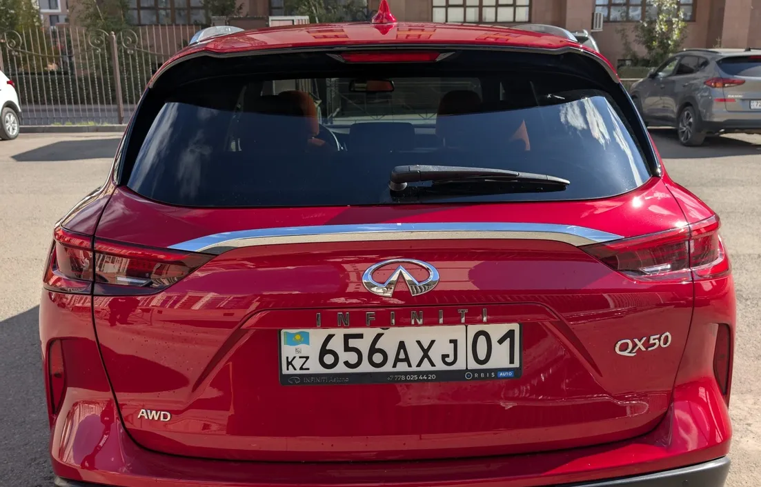 Infiniti QX50 2021