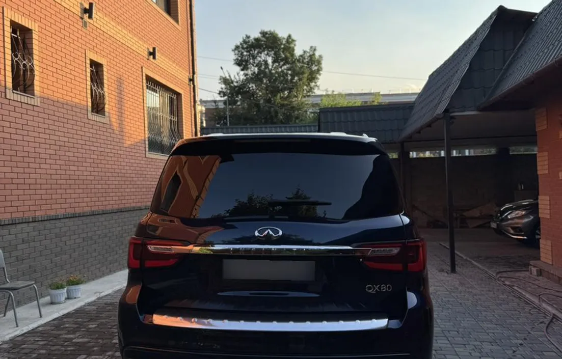 Infiniti QX80 2019