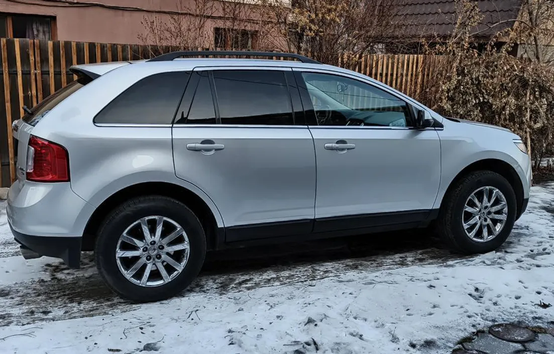 Ford Edge 2012