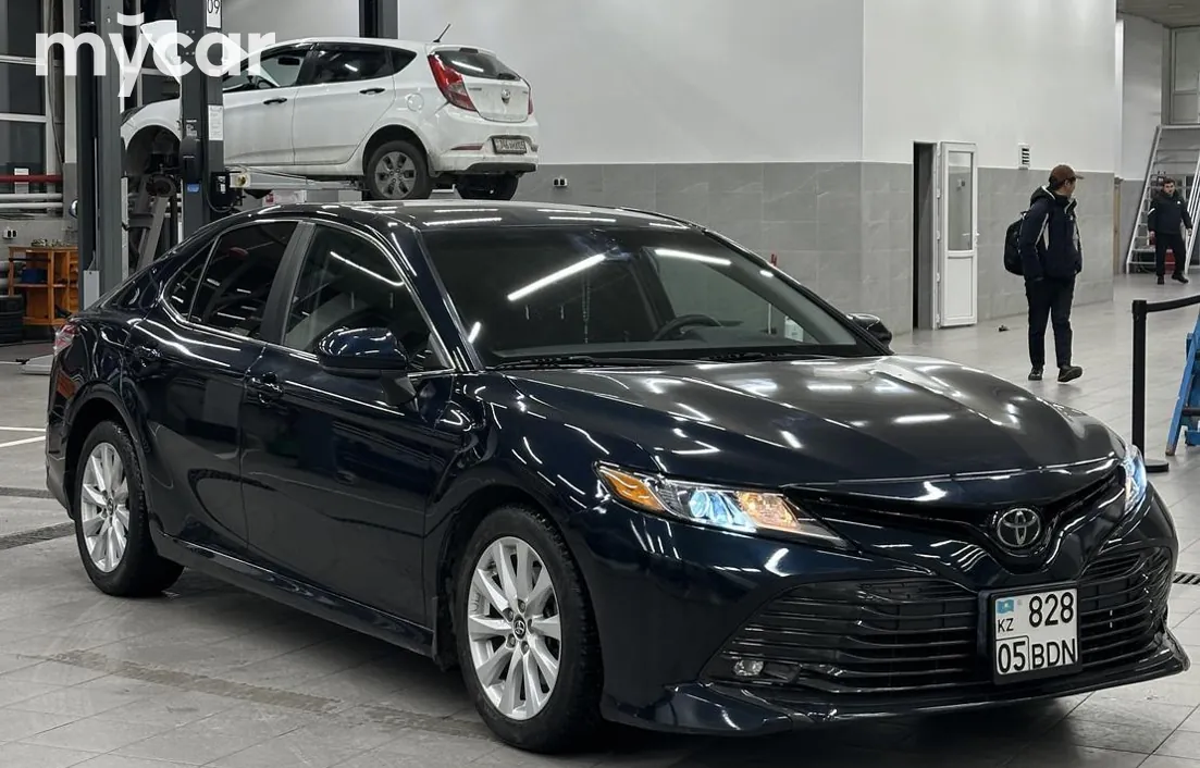 Toyota Camry 2018