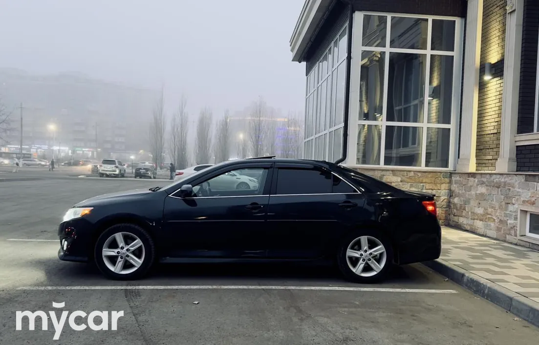 Toyota Camry 2013