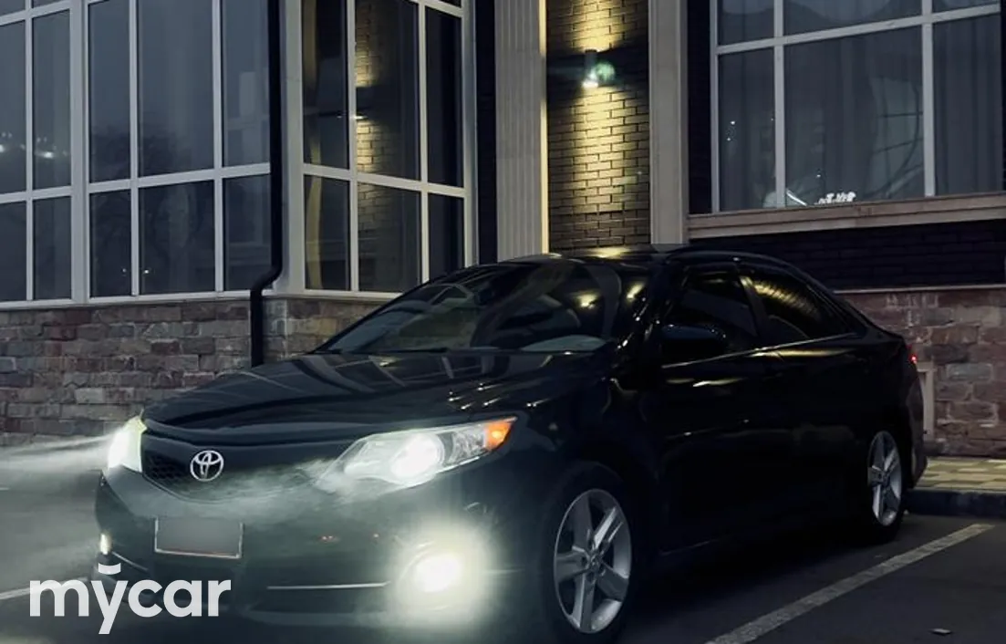 Toyota Camry 2013