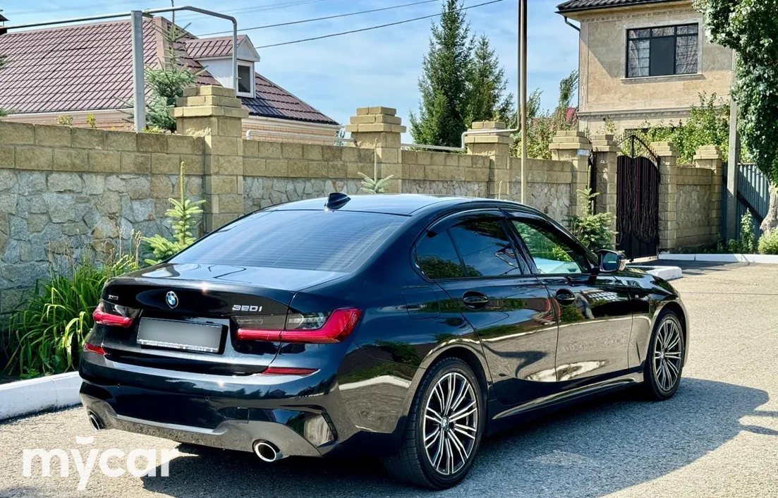 BMW 3 серия 2020