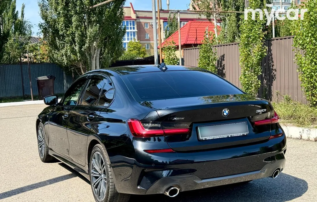 BMW 3 серия 2020