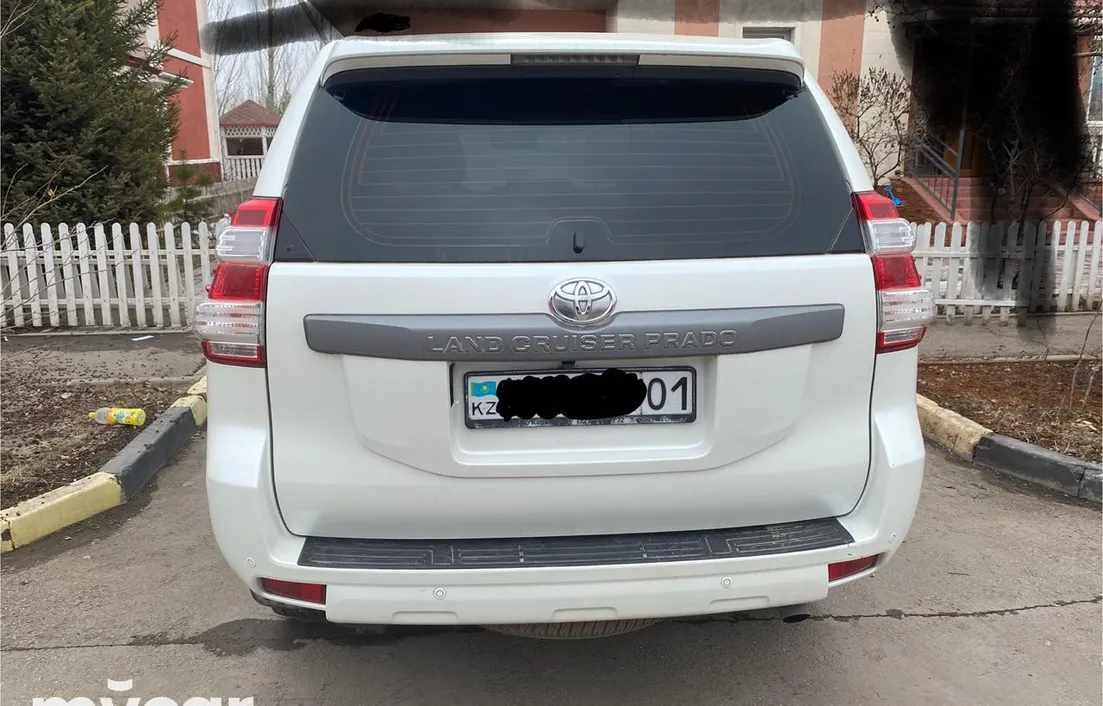 Toyota Land Cruiser Prado 2014