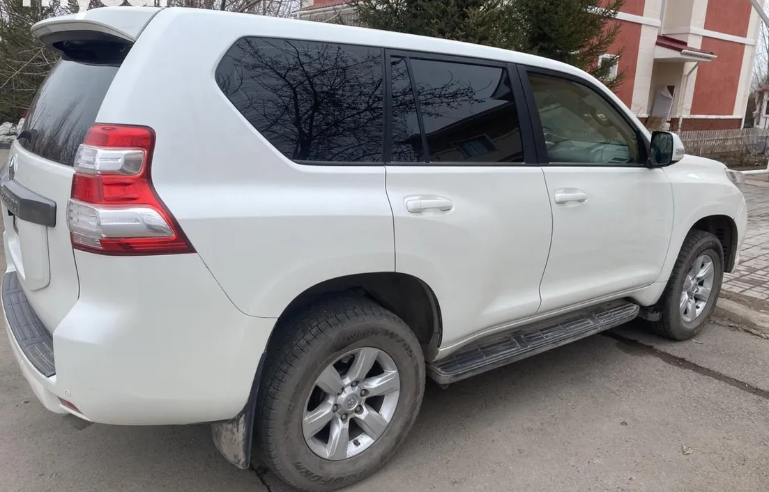 Toyota Land Cruiser Prado 2014