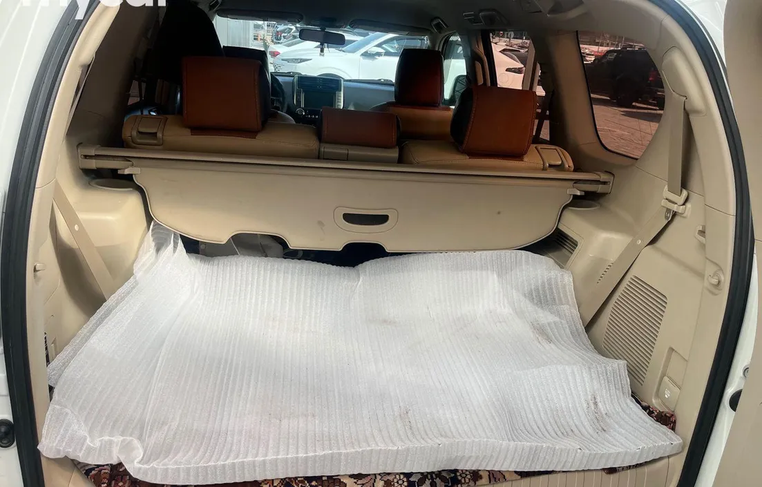 Toyota Land Cruiser Prado 2013