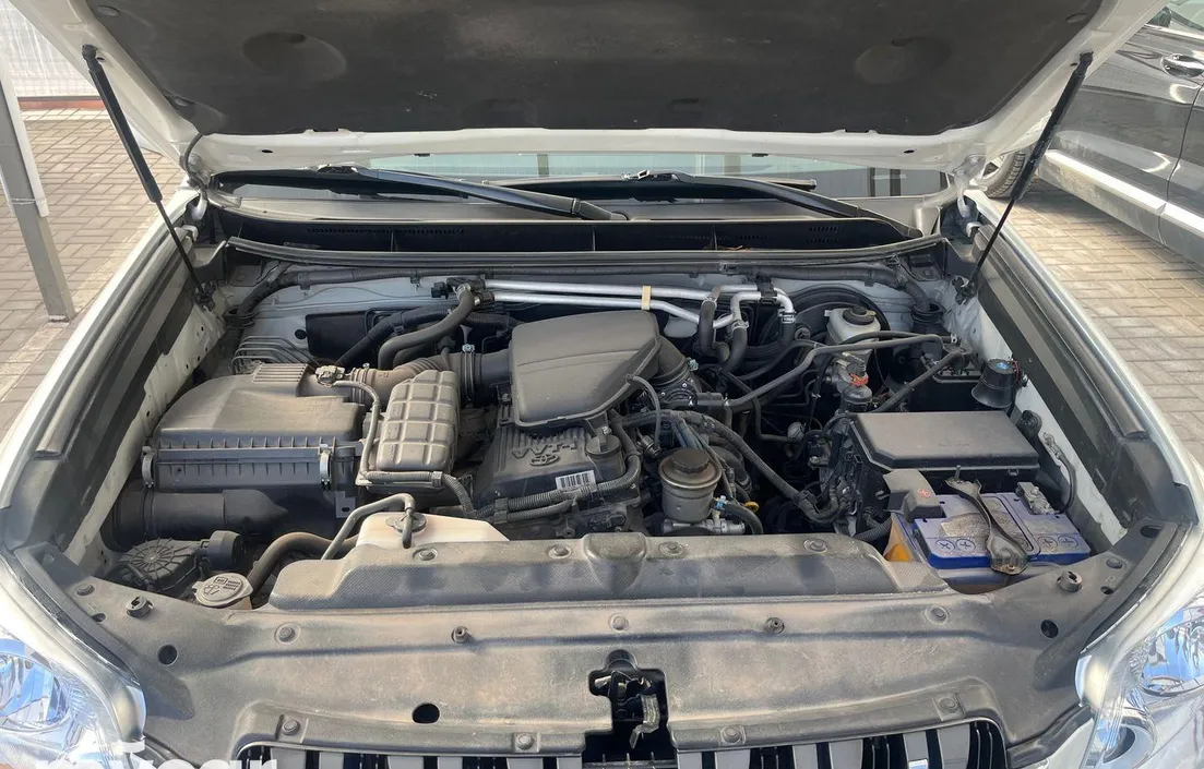 Toyota Land Cruiser Prado 2013