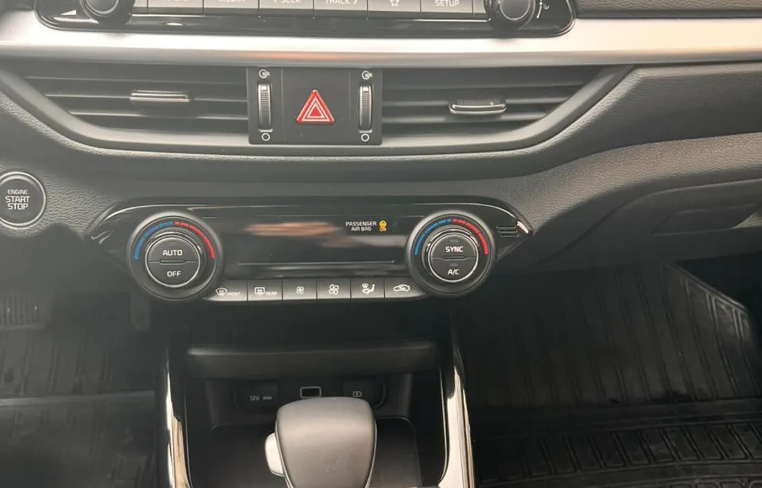 Kia Cerato 2024