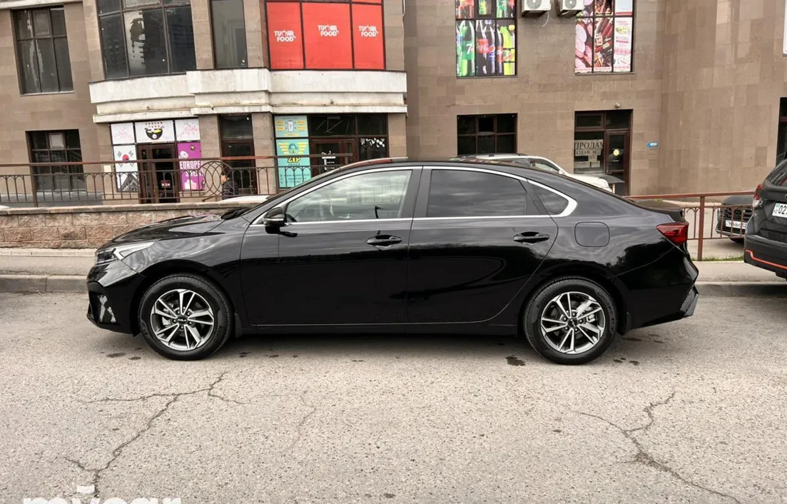Kia Cerato 2024