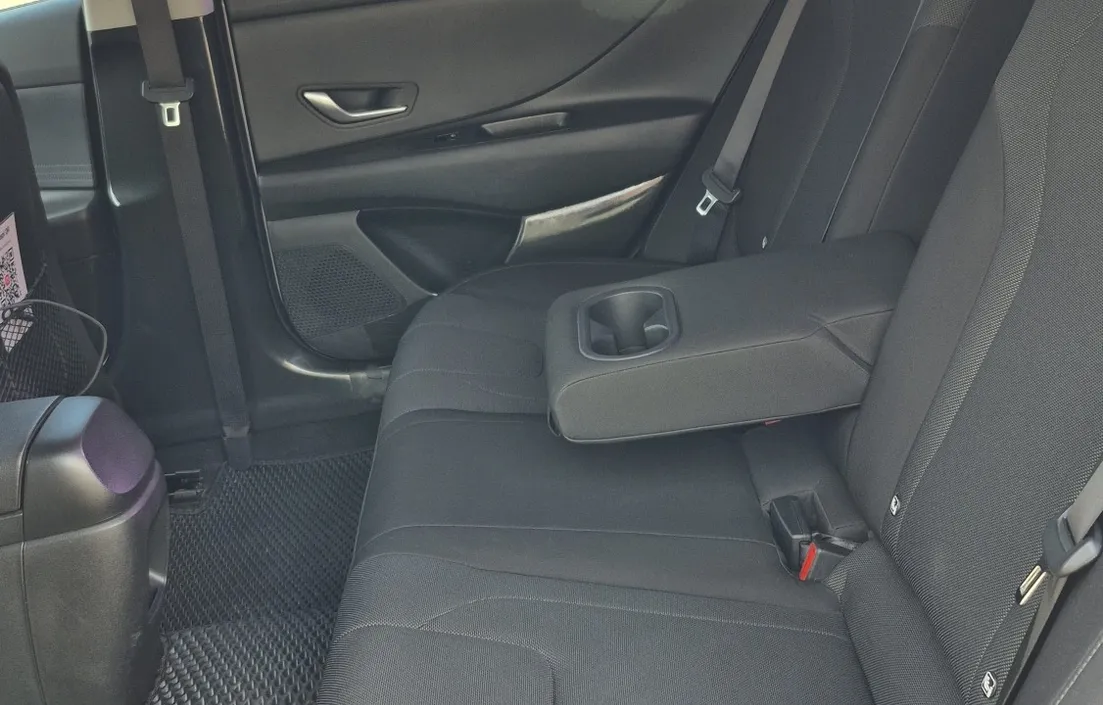 Hyundai Elantra 2024