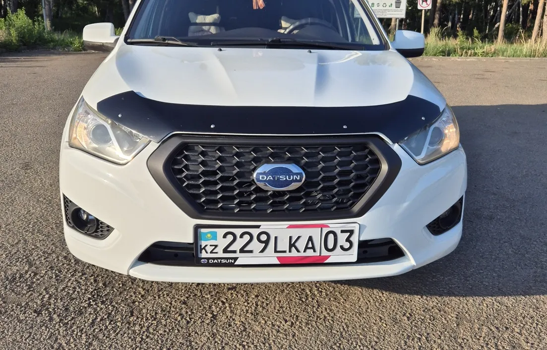 Datsun mi-Do 2015