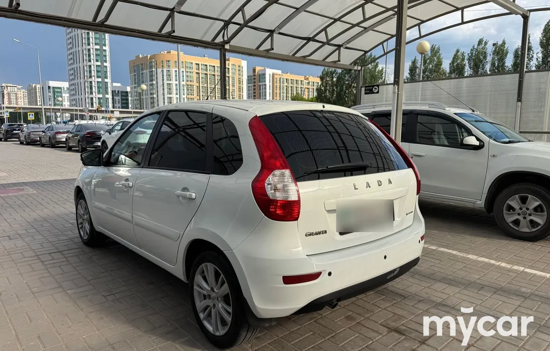 LADA Granta 2019