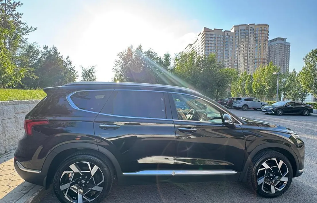 Hyundai Santa Fe 2023