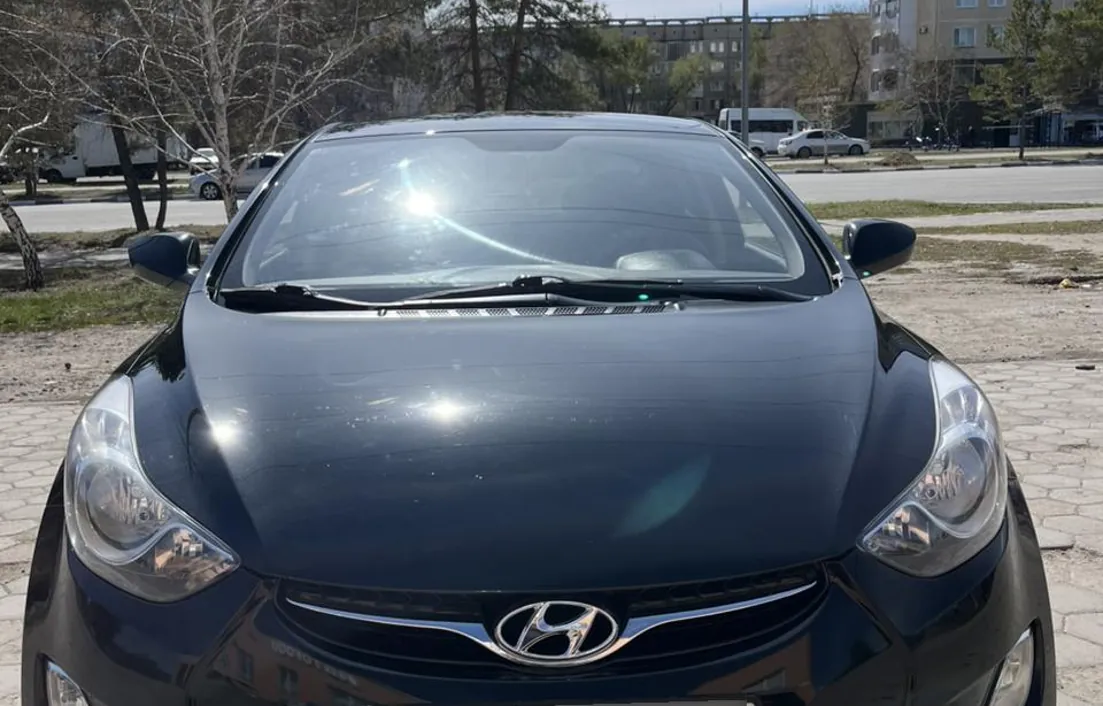 Hyundai Elantra 2013